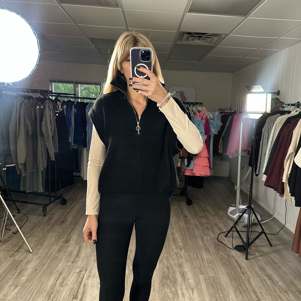 Black Sleeveless Knit Top